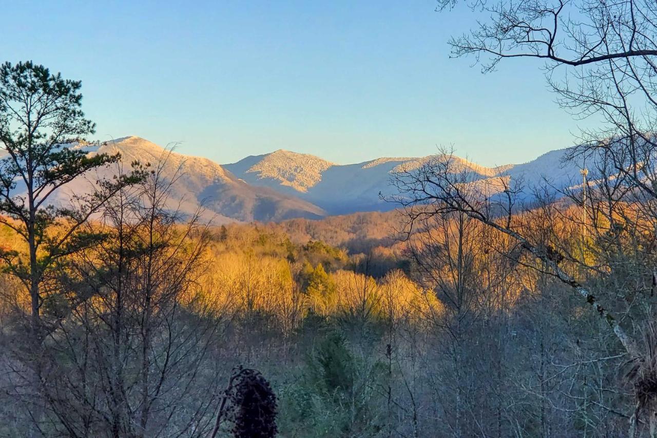 Cozy Cabin With Mountain Views Near Skylift Park! Villa Gatlinburg Exterior foto